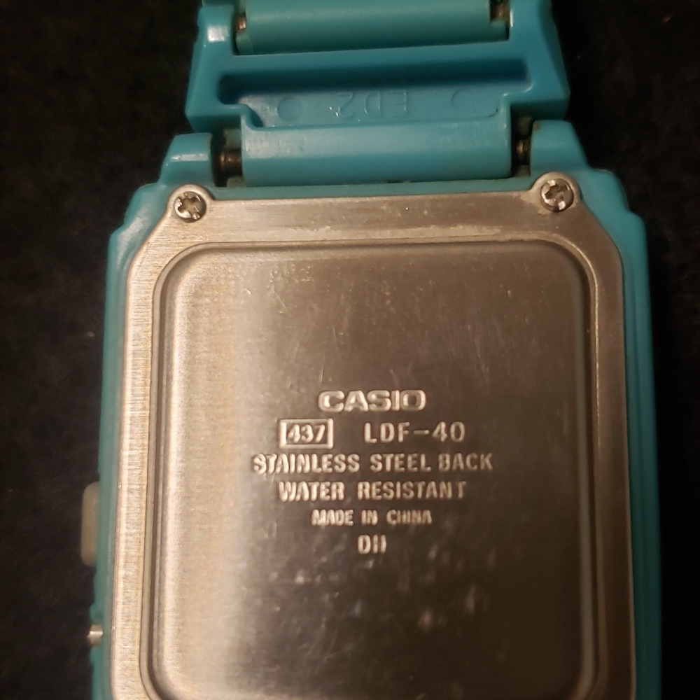 Vintage Casio LDF-40 Blue Calcultor Watch - Picture 2 of 3